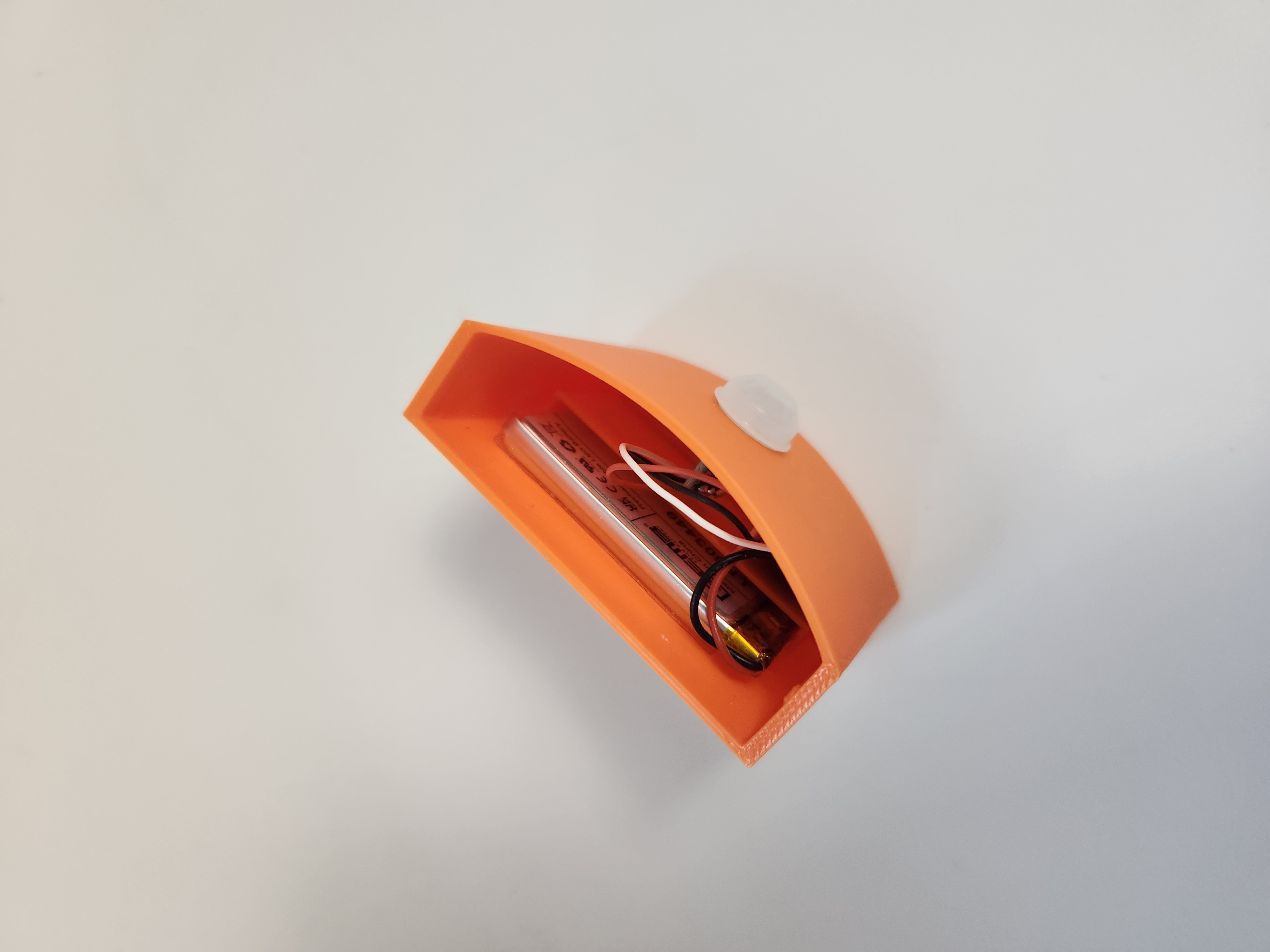 First integrated sensor device in 3D printed housing